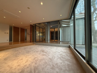 【居間・リビング】