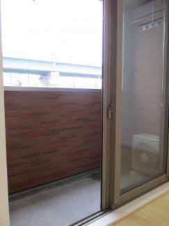 【バルコニー】