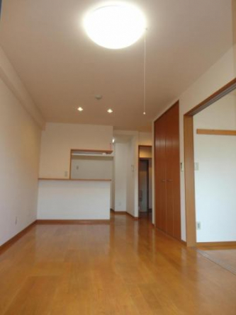 【居間・リビング】