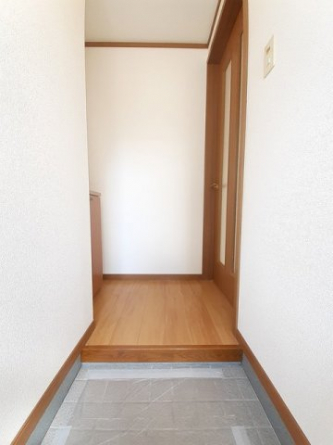 毎日通る玄関はこちらです