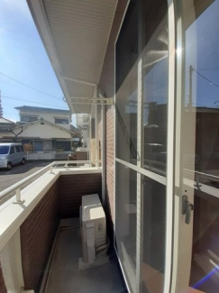 広々としたバルコニーです