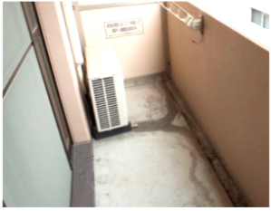 【バルコニー】