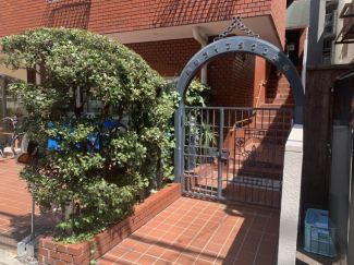 【エントランス】