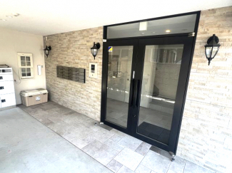 【エントランス】