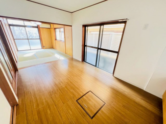 【居間・リビング】