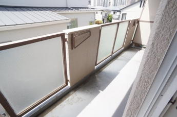 【バルコニー】