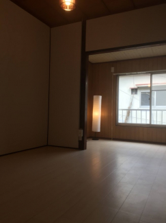 【居間・リビング】