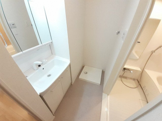 広い洗面スペース