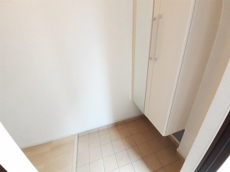 ゆったりとした玄関です