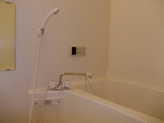 日々の疲れを癒すお風呂付です