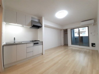 キッチンでお料理をお楽しみください