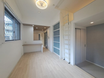 【居間・リビング】