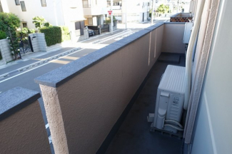 【バルコニー】