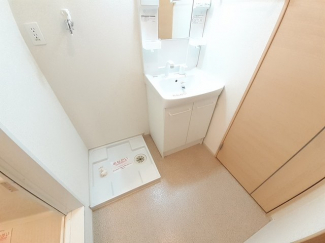 コンパクトで使いやすい洗面所