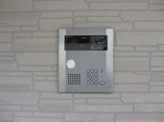 ゆとりのあるエントランスです