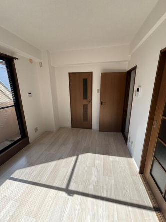 シャインスリーの画像