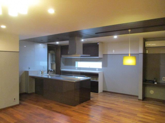 松山市喜与町１丁目の中古一戸建ての画像