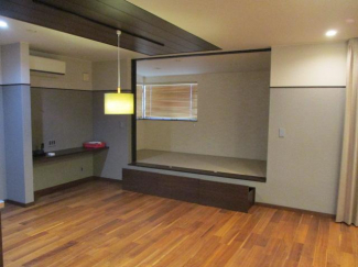 松山市喜与町１丁目の中古一戸建ての画像