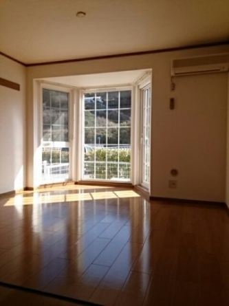 【居間・リビング】