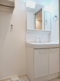 【洗面所】