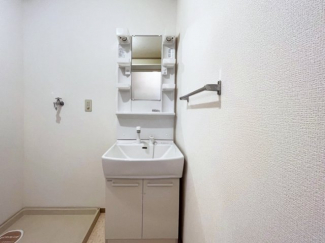 【洗面所】
