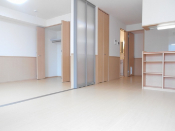 【居間・リビング】