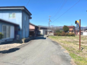 【前面道路含む現地写真】