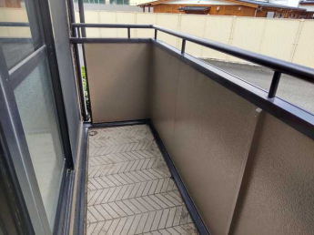 【バルコニー】