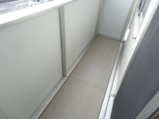 【バルコニー】