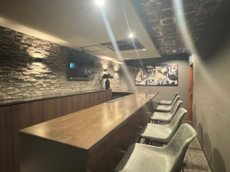 内装は落ち着いています