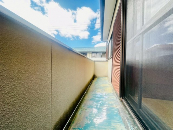 【バルコニー】