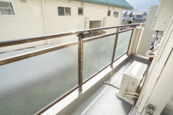 【バルコニー】