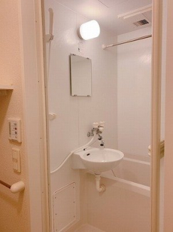 落ち着いた空間のお風呂です