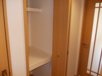 小物を収納するのに便利です