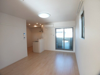 こちらのリビングで趣味の時間をお楽しみください