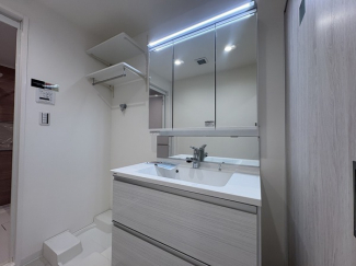 【独立洗面台】