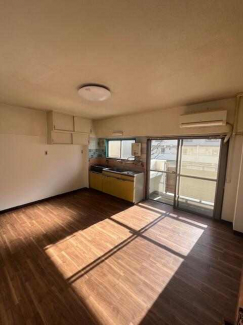 松が丘住宅１３号棟の画像