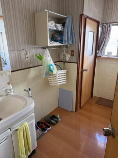 今治市新谷の中古一戸建ての画像