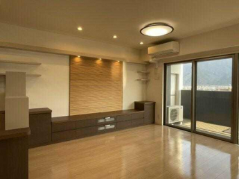 アルファステイツ新居浜駅の画像