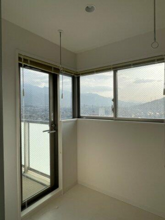 アルファステイツ新居浜駅の画像