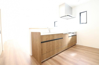 【施工例】キッチンは、クリナップのステディアを採用。見えない