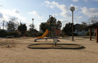 鴨川公園まで220m