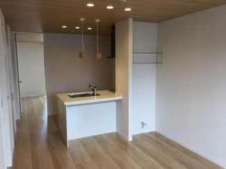 【居間・リビング】