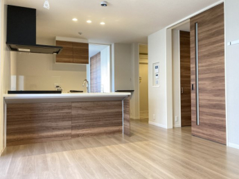 【居間・リビング】