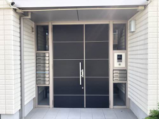 【エントランス】