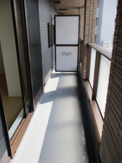 【バルコニー】