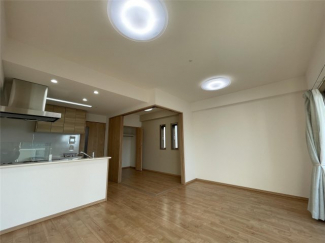 【居間・リビング】