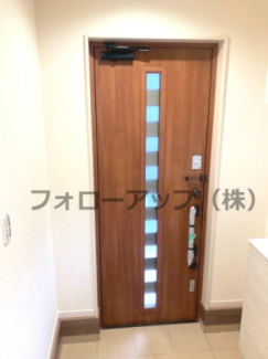 ゆったりとした玄関です