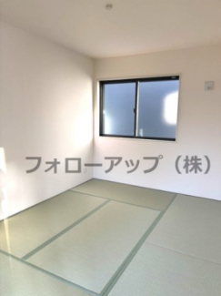 フローリングだけでなく、和室もあります