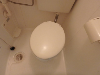 シンプルで使いやすいトイレです